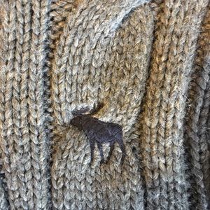 Abercrombie sweater New with tag